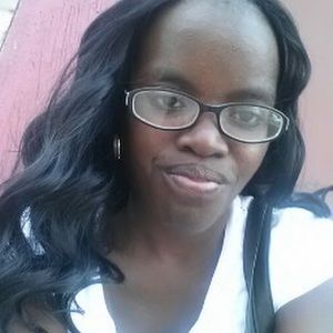 Meet your Posher, Dionne